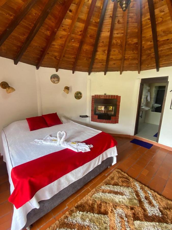 Hotel Campestre La Loma Curiti Exterior photo