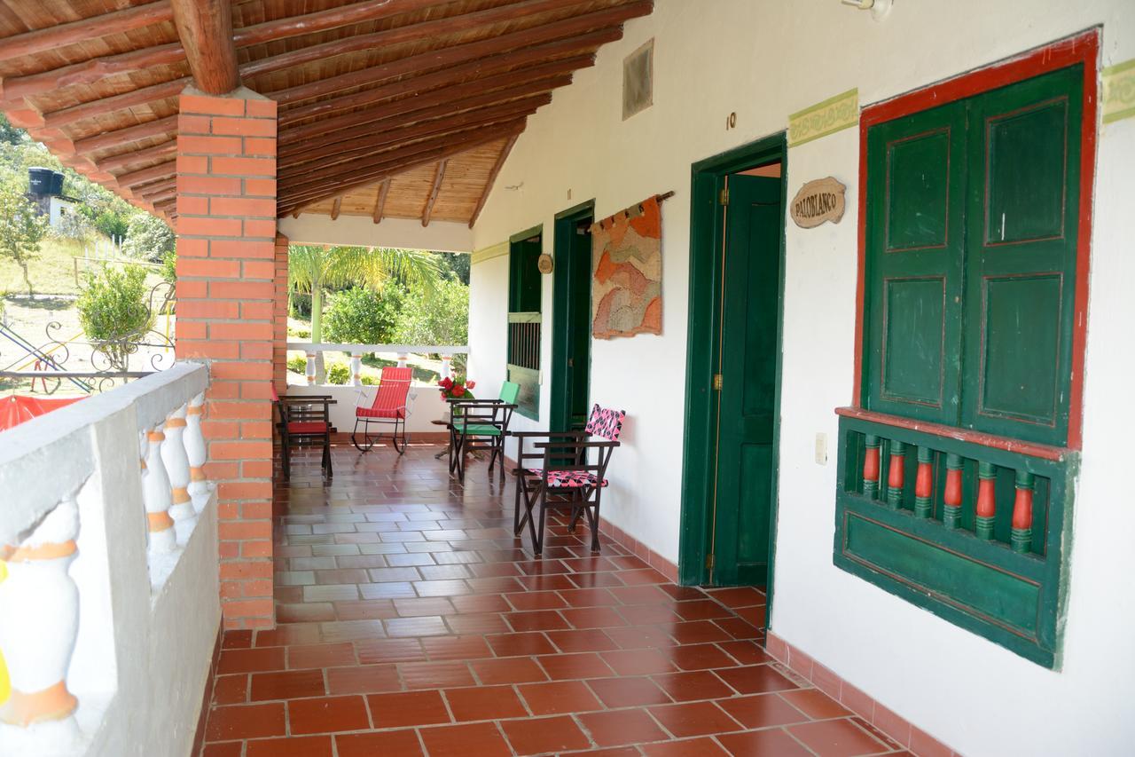 Hotel Campestre La Loma Curiti Exterior photo