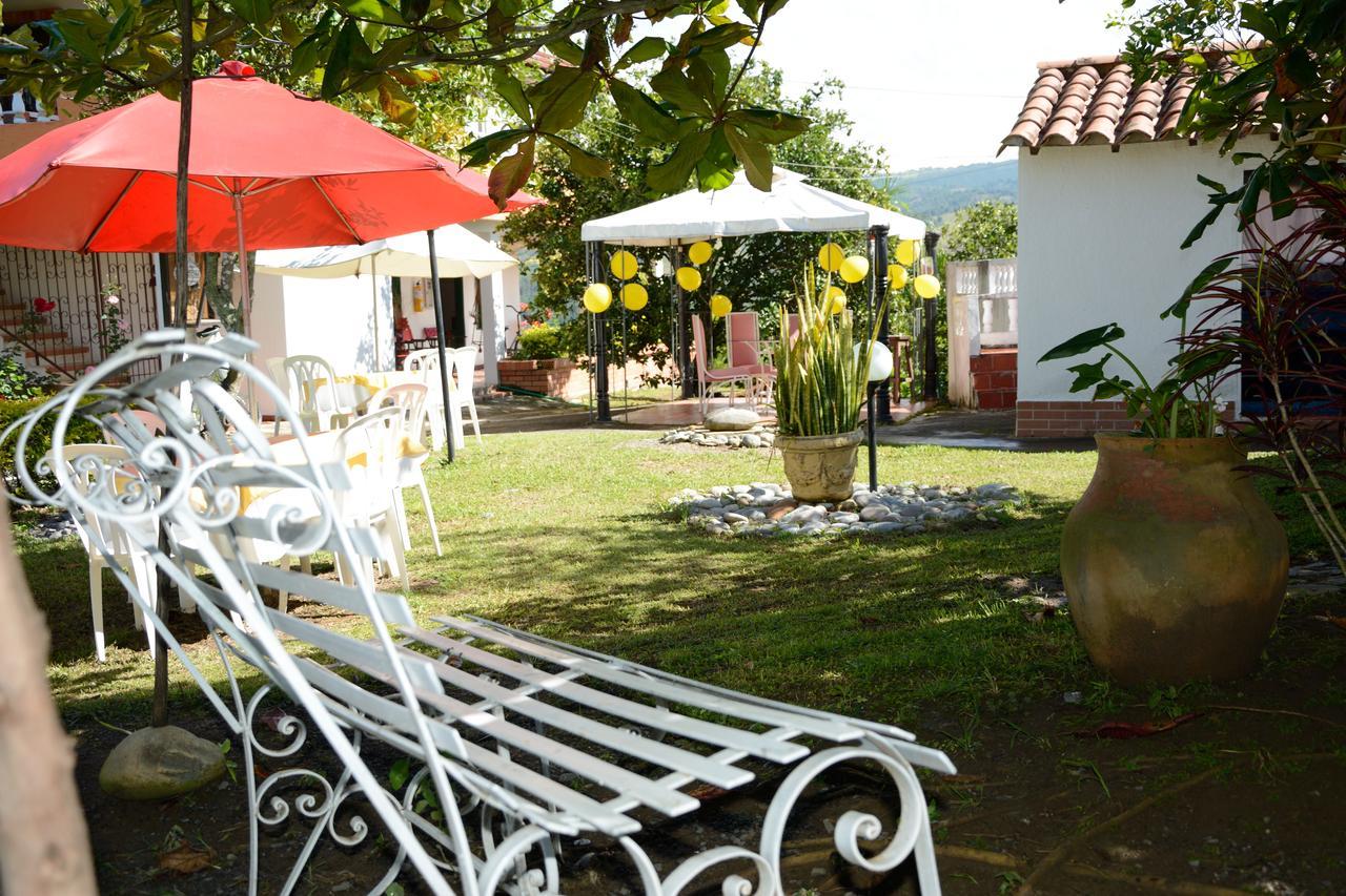Hotel Campestre La Loma Curiti Exterior photo